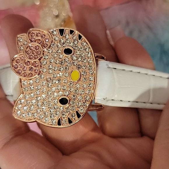 Hello Kitty Rhinestone Watch - Picture 8 of 10